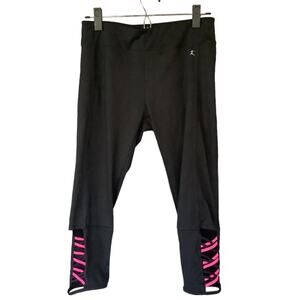 Danskin Neon Pink Crisscross Capri Legging
